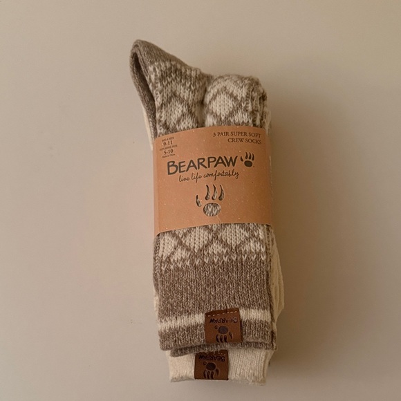 BearPaw 3 pack Women’s Tan and Cream Super Soft Crew Socks - Picture 1 of 3